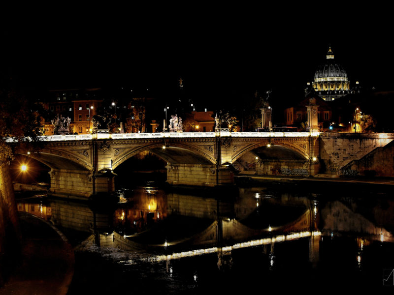 Ponte Vittorio Emanuele II - San Pietro | Roma, 1 Novembre 2016. Ponte Vittorio Emanuele II - San Pietro | Roma, 1 Novembre 2016.